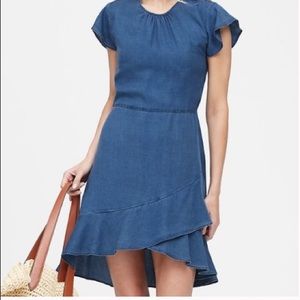 Banana Republic Chambray Cap Sleeve Dress